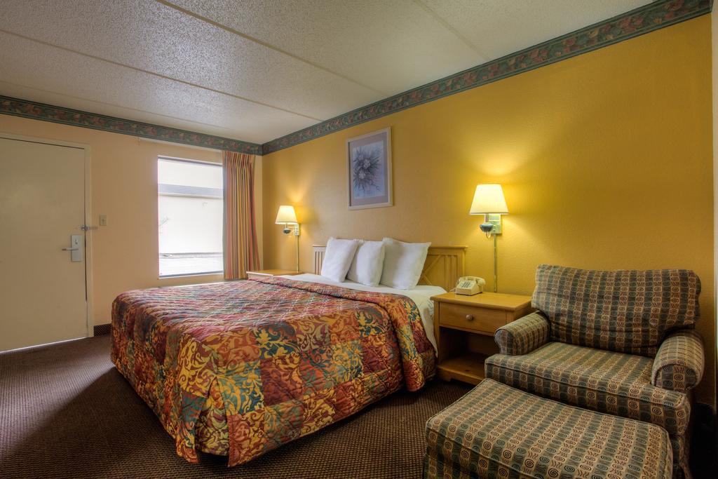 Royal Inn Pigeon Forge Habitación foto